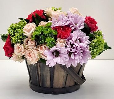 Uplifting Basket Arrangement