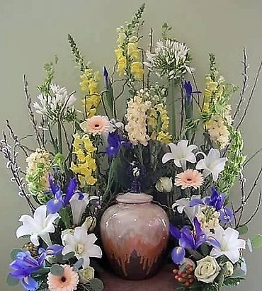 Peace And Love Urn Surround