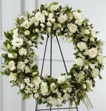 Muskegon White Wreath