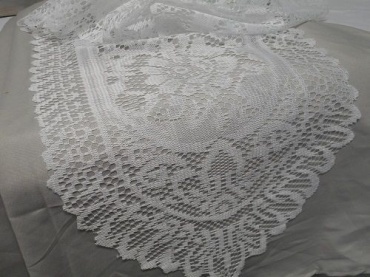Antique White Lace Runner - Rental