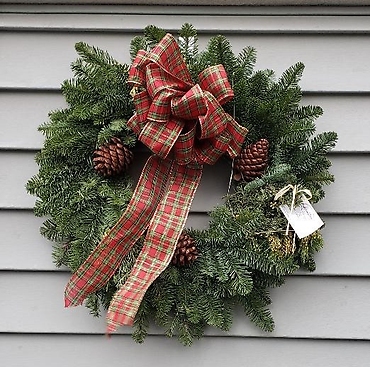 SALE 24\" Wreath With Bow