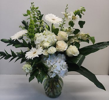 All White Elegant Bouquet