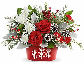 Snowy Pines Centerpiece