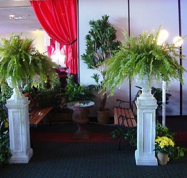 Gray Pedestal / Urn