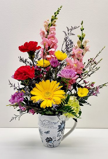 Best Friend 20 oz Mug Arrangement