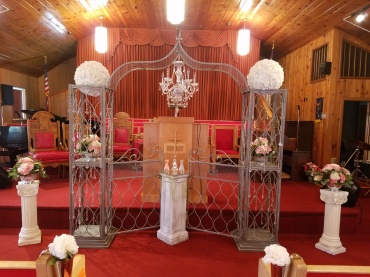 Metal Gated Arbor